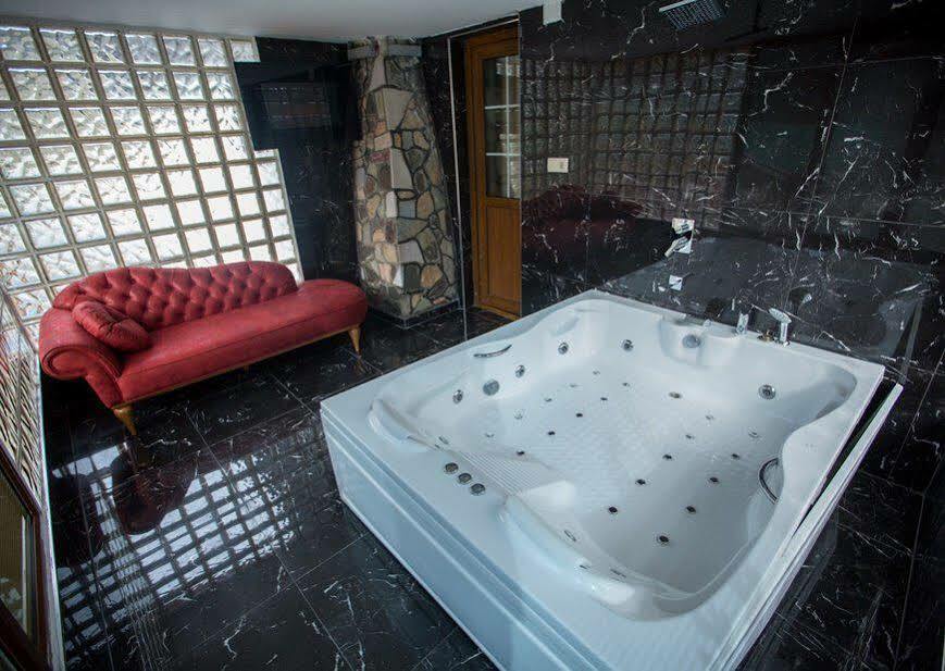 Hotel Abant Bahceli Kosk à Akcaalan Extérieur photo